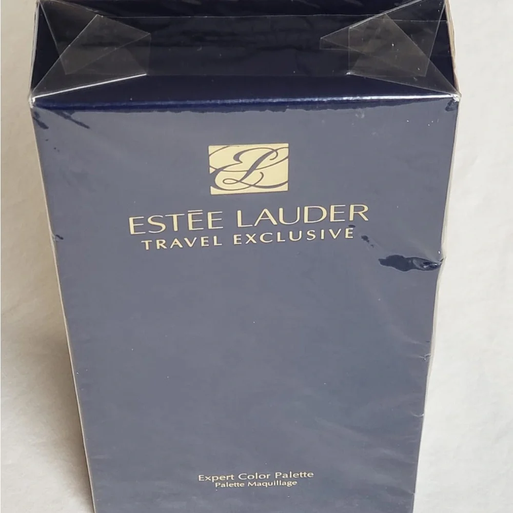 New/Sealed Estée Lauder Travel Exclusive Expert Color Palette